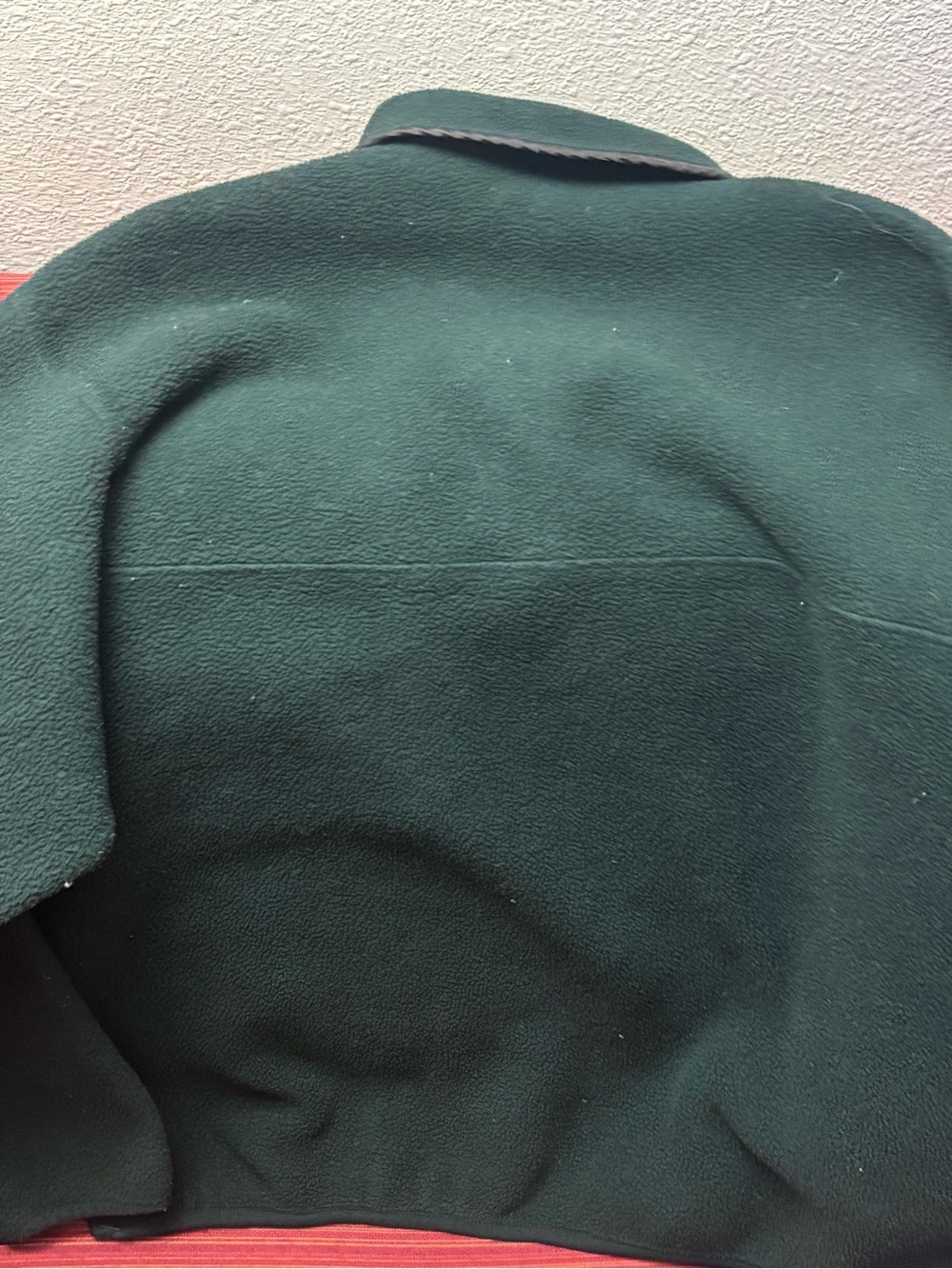 Patagonia Dark Green Synchilla Fleece - Picture 3 of 3